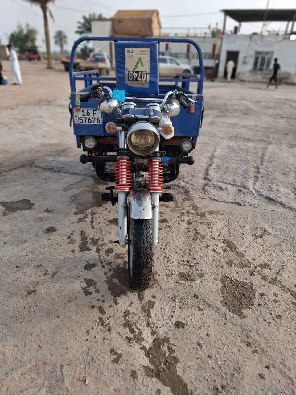 السلام عليكم ستوته لبيع موديل 21رقم وسنوية مداور مباشر دراجه نضيفه حيل الله شاهد مكفوله كفاله عامه وجاهزه وهذا رقمي ***********
