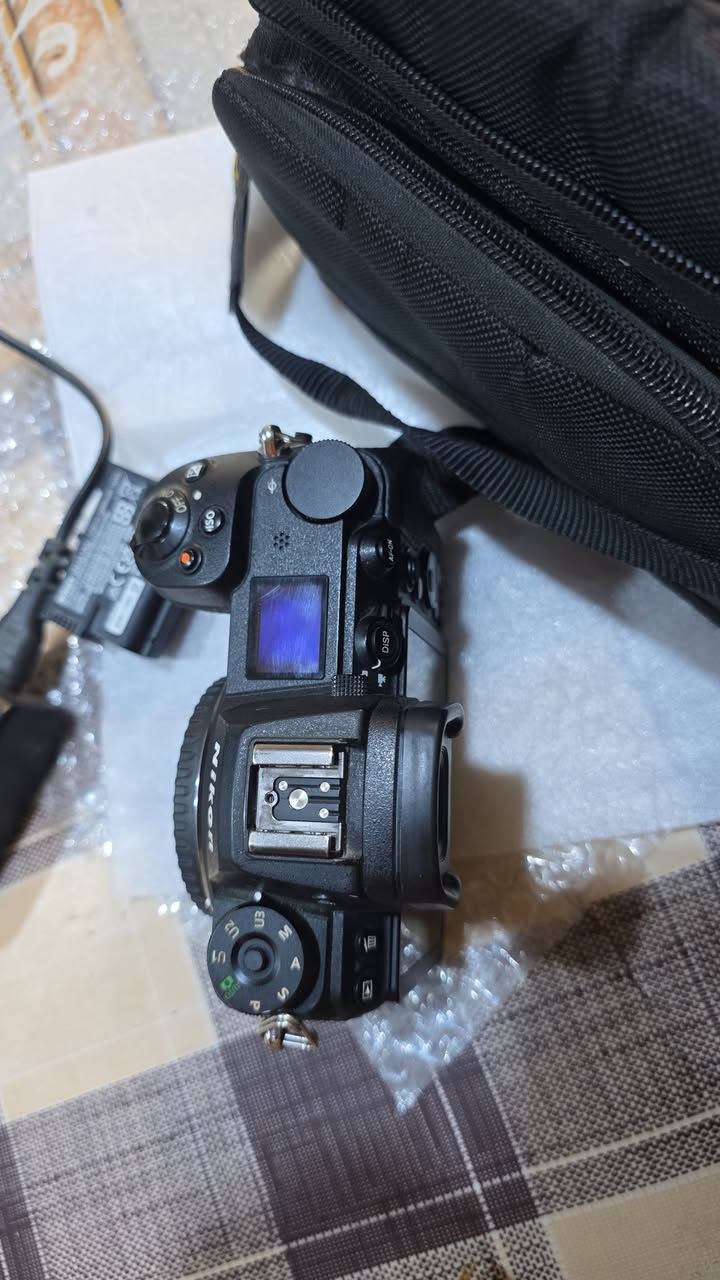نيكون Z7II  للبيع نضيف جدا مكاني بصره شتر 29 سعر مليون و800 رقمي ***********
