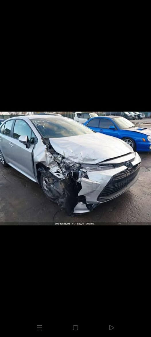 كورلا le2024 وارد أمريكي ماشيه 7الف ميل  مكاني ديالى تقاطع القدس  بنزين فقط مو هايبرد السعر ***********
