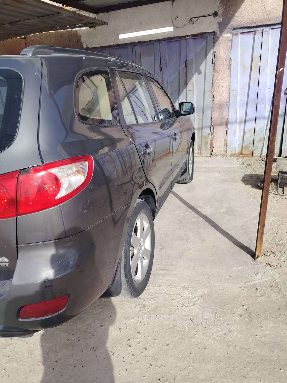 البيع سنتافي  2010 رقم بغداد دوالي السياره بيه 4 قطع صبغ والقماره بيه اكلير وباقي السياره مكفول مكينه 6سلندر خليجيه 7راكب السعر 105  وبيه مجال بصيط مكاني كربلاء المام عون (ع)  ***********
