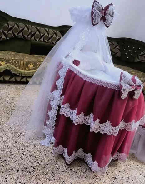 اشتغل حسب طلب الزبون يوجد توصيل بغداد ومحافظات للحجز تواصل ***********
