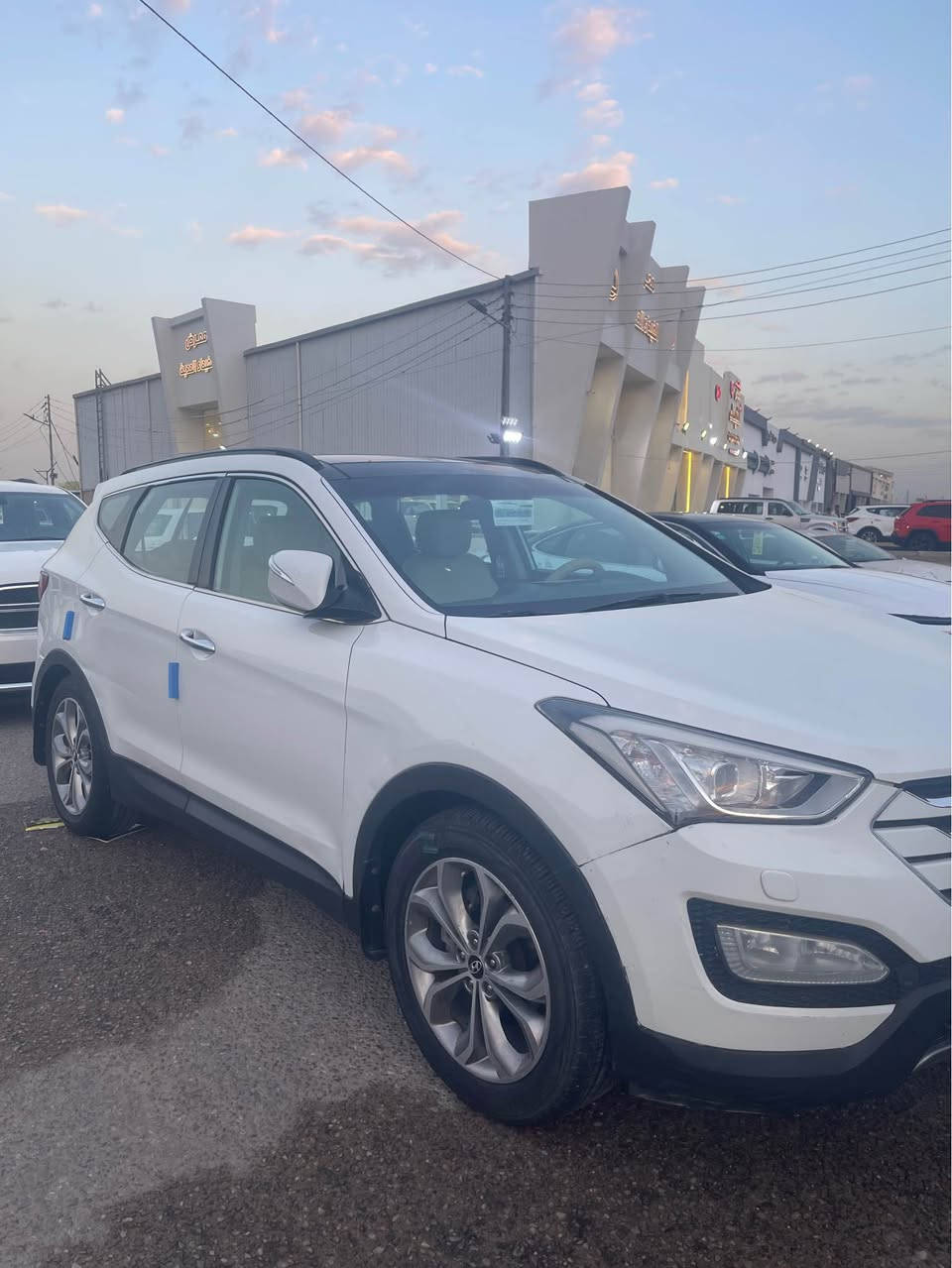 السلام عليكم 
سنتافي مديل 2013
سته سلندر فول مواصفات 
ارباع الجاملغات الاماميه صبغ فقط مكينه كير كفاله 
 رقم بصره تحويل ثاني يوم 
يرهم مراوس
السعر 160
مكاني البصره *********** البصرة, العراق
