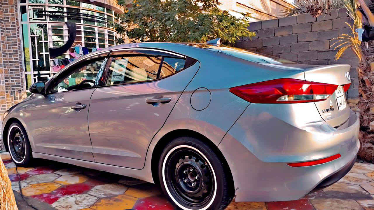 السلام عليكم النترا للبيع موديل 17
سياره حلوه اونضيفه ممشاهه 160الف 
رقم السيارة أربيل السياره بيهه 4قطع حادث امريكا موضح بل صور باقي القطع صبغ اثر اشخوط 
مكان السياره كربلاء اطويريج رقم الهاتف ‏‪***********‬‏
