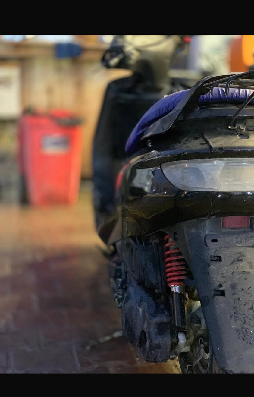 سلام عليكم دراجه فراشه للبيع شوفت عينك اقتنع واخذ 450وبيه مجال


**إذا كنت صاحب هذا الإعلان وتريد حذفه لأي سبب، رجاءا أرسل رسالة إلى الدعم الفني**