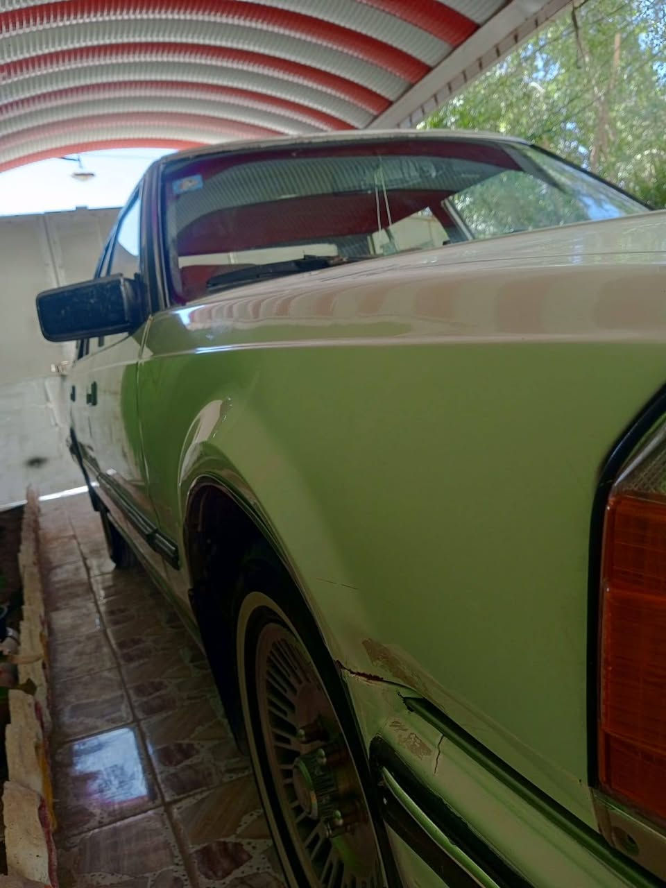 يا الله اسلام عليكم سوبر 85البيع
محرك ففتي اوتماكي محرك كير اكسل حداديه مكفولات 

تبريد تلج تخم تاير خط ابيض جديد كهربايت كله شغله 

السياره عله وضع الشركة مصبوغه حزام فقط اثر شخوط

مكانه بابل ***********
