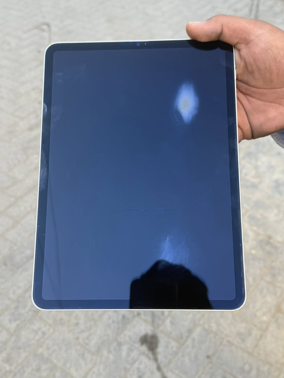 السلام عليكم اخوان عندي ايبادM1 مُديل2021 بطارية 87/ نضافة بس كلاس فطر ما يؤثر على شي باللمس  100/90 بي  السعر 425وبي مجال قليل ؛
مكاني بغداد "
‏رقم الهاتف ***********
‏هدية براد أصلي ويا كرتون تي وشاحنته
