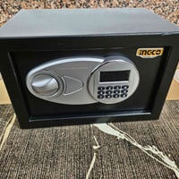 قاصة انجيكو 11 لتر وزنه 6 ونص كيلو للبيع مكاني بغداد دورة 07838219520