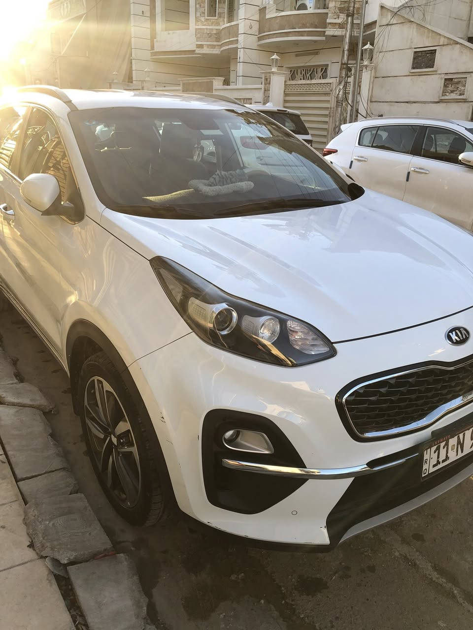 كيا سبورتج خليجي  21 اسلام شركة ماشية 31 الف كيلو السيارة مكفولة من كل شي مواصفات بصمة مري شفط قطعتين تبريد كشن كهربائي السعر 22 الف ابو بية مجال تلفون *********** واتساب او عادي تحياتي
