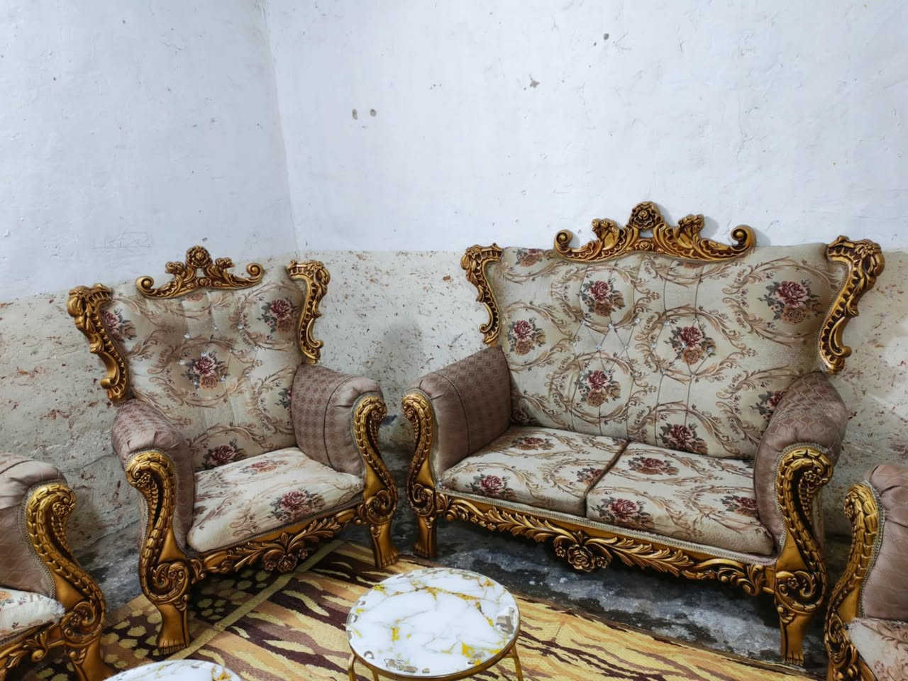 تخم زان ملكي اخو الجديد مابي اي ضرر مع الطبلات هديه السعر 300 العنوان الكاضميه يوجد توصيل بكروه ***********
