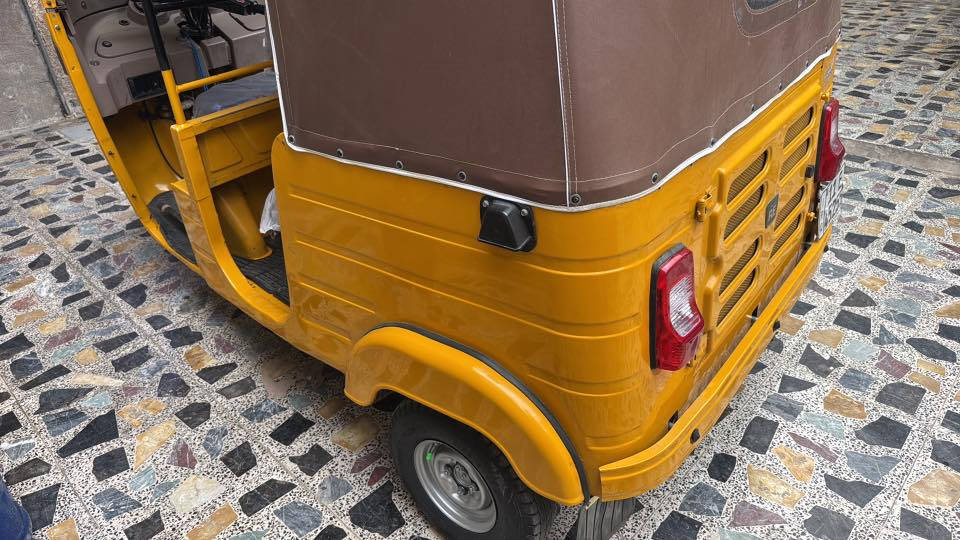 البيع 2020سعر7500مكاني مدينه الصدر الشراي يتصل ‭0771 381 5613‬
