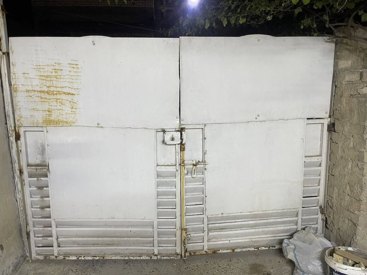 للبيع بغداد المعالف. 240* 180 لا يوجود توصيل


**إذا كنت صاحب هذا الإعلان وتريد حذفه لأي سبب، رجاءا أرسل رسالة إلى الدعم الفني**