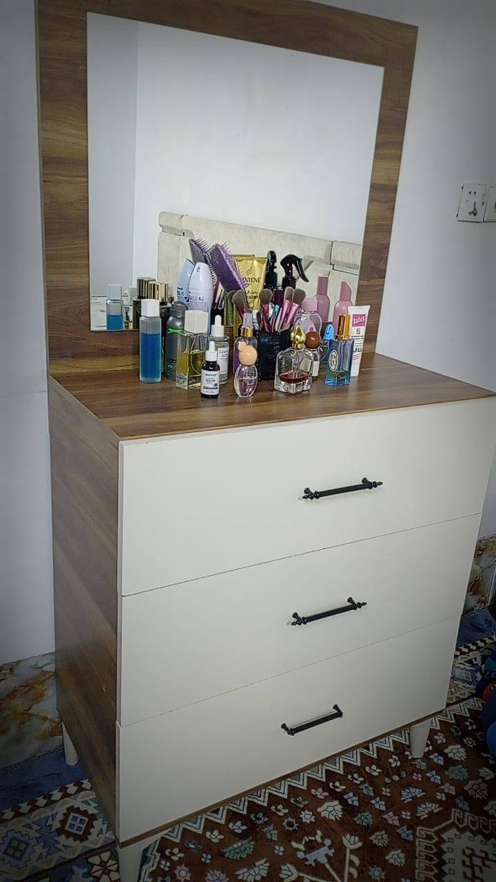 لبيع.***********
