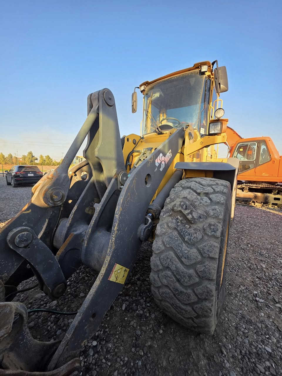 للبيع - بۆ فرۆشتن  دخول جدیدبصرا
———————
شفل : VOLVO
حجم : L90E
مودیل :2005
—————————
بۆ زانیاری زیاتر پەیوەندی بکەن بەم ژمارە تەلەفۆنە 

***********
***********
