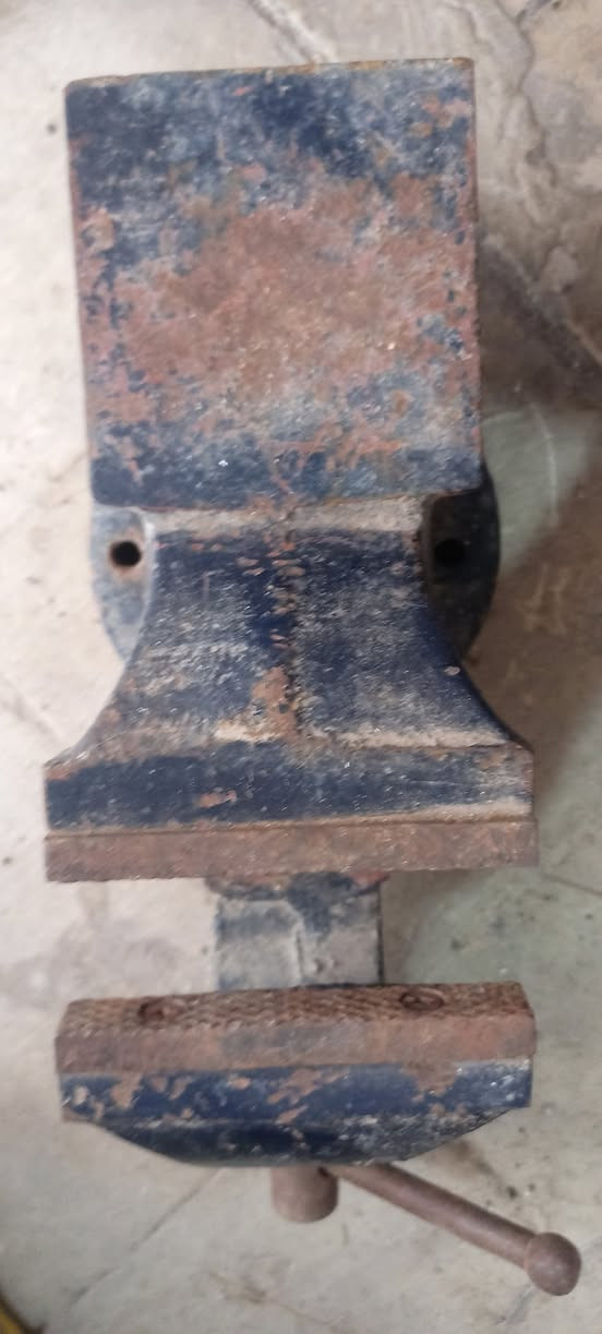 السلام عليكم
منكنه نوع قديم
مكان بغداد
سعر ١٠٠
***********
