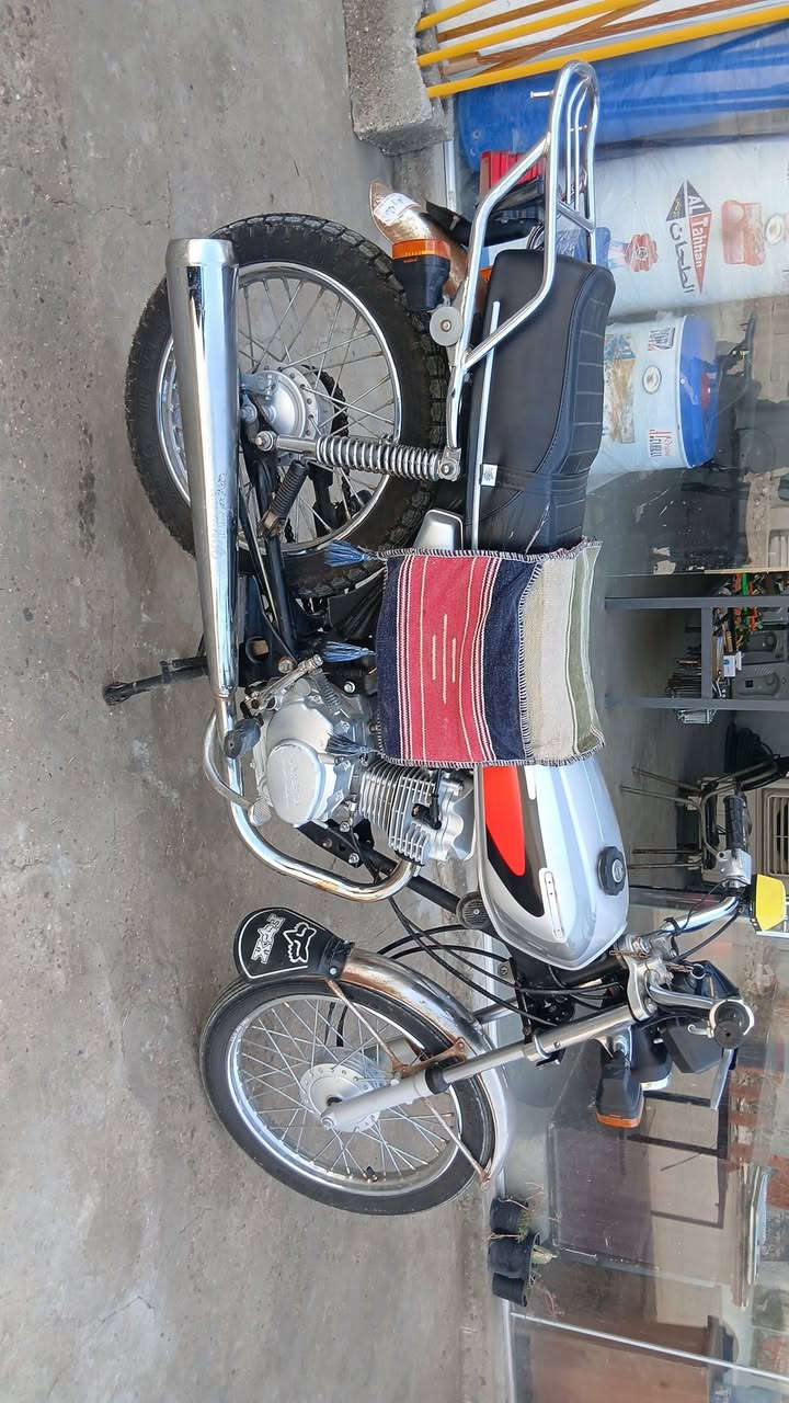 السلام عليكم  اربعه كير ارشه مديل 2024 أوراق سكنر  رقم الهاتف *********** مكان كربلاء
