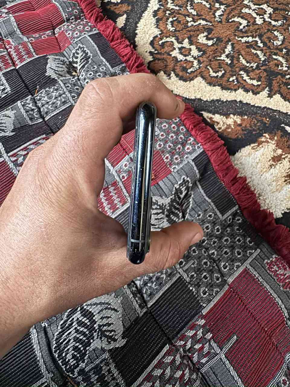 السلام عليكم 
ايفون 11بروماكس
ذاكره256
بطاريه74بلادي شرط 
تك خط 
بصمه الوجه واقفه اثر وكعه
ضهر وجام مكسور 
الجهاز نورمال وضمان يومين اي خلل يرجع 
السعر 260 وبي مجال 
***********
