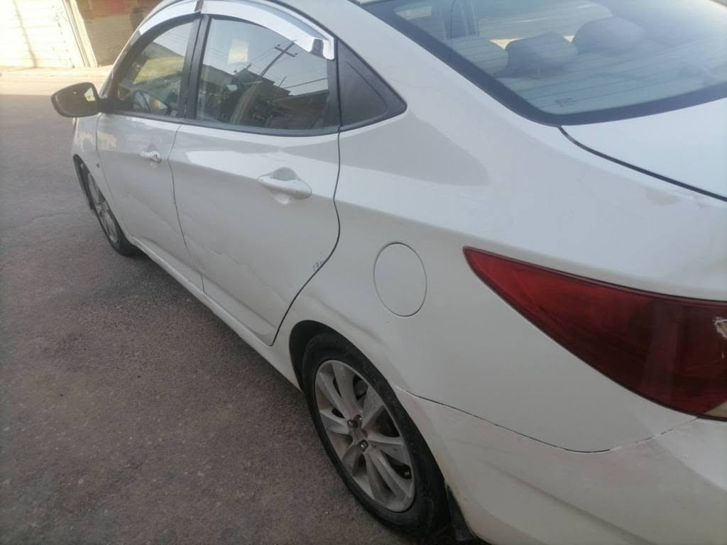 اكسنت 2014 بغداد خليجي مكانها نجف مكينه 1600 فول مواصفات بيها باب صبغ وهلال خلفي وبيها ملاحظات راح اذكرهن جاملغ امامي بارد شخط بالبابين خسفات بالبنيد ما معدله السعر 78 للاتصال المكان نجف *********** النجف, العراق
