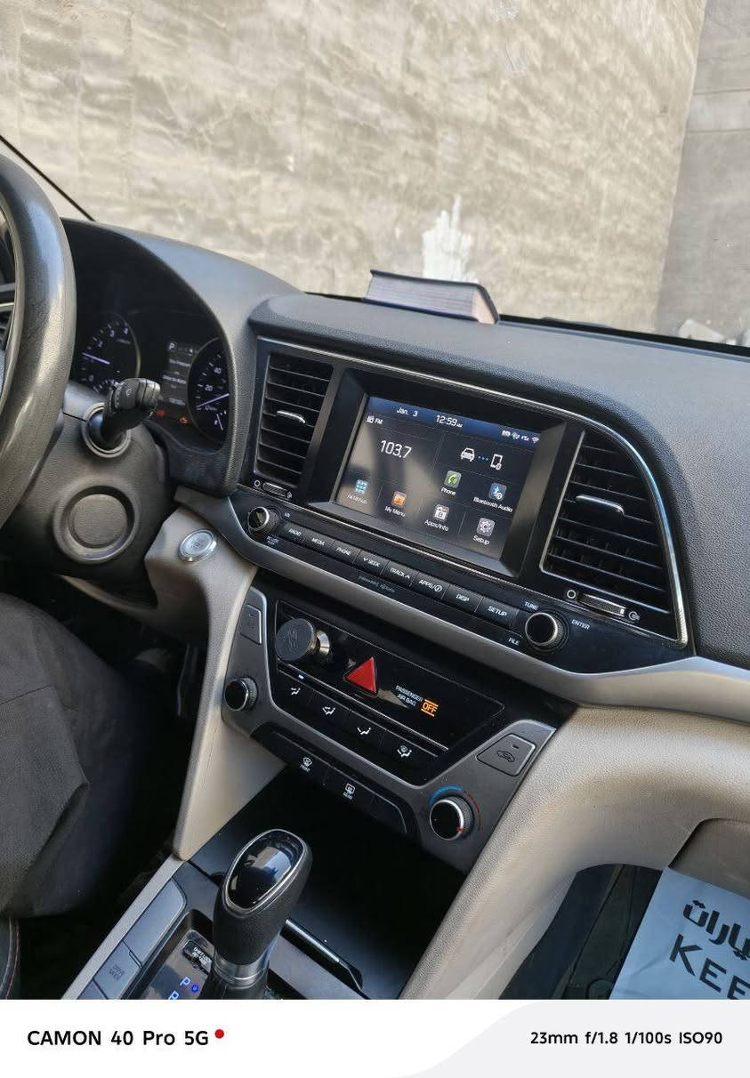 النترا 2018 سياره وارد أمريكي سيارة حلوه كلش ونظيفه بصمه  حادث جنطه وسونار موجود بل صور حادث  أمريكا فقط جنطه بنيد بي مكانات تقشير كحلته موصفاته نقطه عمياء كامره خلفيه اماميه
تحكمات ستيرن  وكومه بيهه بعد بس هنه معروفات مواصفات سياره مكينه تحسه طافيه من كثر ما ناعمة 
تبريد ثلج السعر ١٢٣ وبيهه مجال كلش قليل حك جيتك 
الكاظمية ***********
