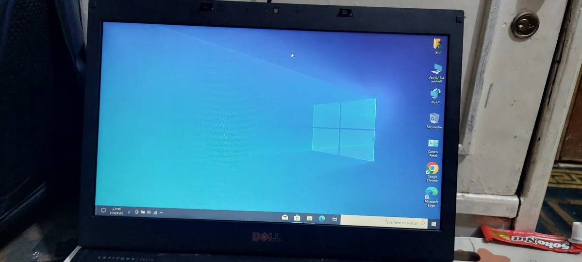 حاسبه دل باب اول كارت شاشه داخلي ورام 4 وهارد 500 وندوز 10برو معالج i5-M520
Storage: هارد 500 HDD

CPU: i5-M520 الجيل الأول

Speed: 2.40GHz

السعر 125 وبيها مجال

***********
