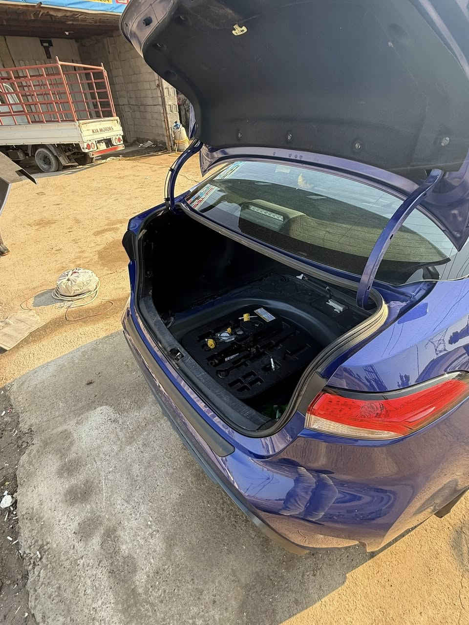 كورلا 2022سيارة جديدة حيل حادثهة موضح بالصور مواصفات SEقمارك سودة بلادية  فول مواصفات رقم اربيل تريد تحويل تريد وكالة اني حاضر مكانهة بغداد الشعب للاستفسار سعر ١٥٥ رقم ***********
