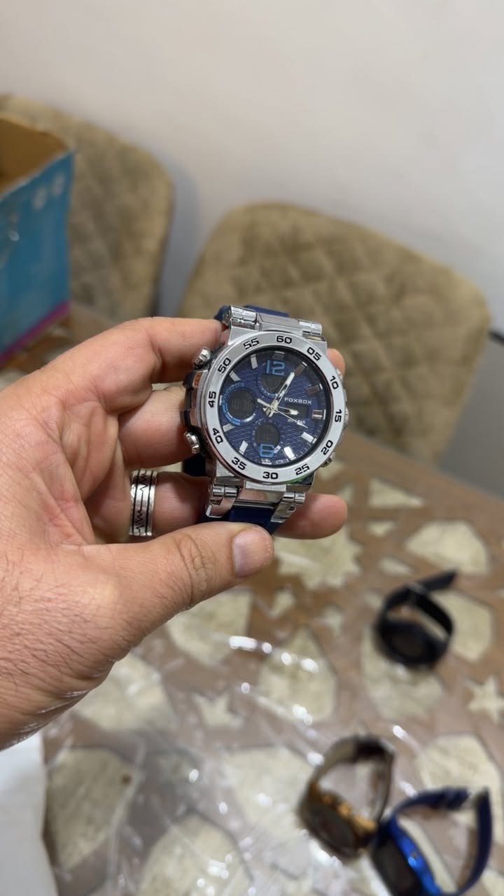 مجموعة ساعات كلها نضيفة وشغالة العدد 8 ساعات  قفلهم 50 الف العنوان البصرة
فقط ل الالكترونيات مافحصتهن لان ماعندي شاحنات مالتهن 
توصيل جميع المحافضات 5 الاف


**إذا كنت صاحب هذا الإعلان وتريد حذفه لأي سبب، رجاءا أرسل رسالة إلى الدعم الفني**