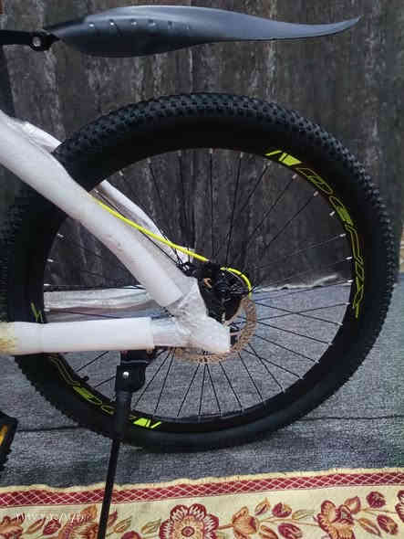 سلام عليكم مرخصت صاحب الاكروب للبيع باسكل كيمو حجم 26 جديد مامستخدم ابد السعر 175 مكاني كربلاء  *********** بي وات ساب
