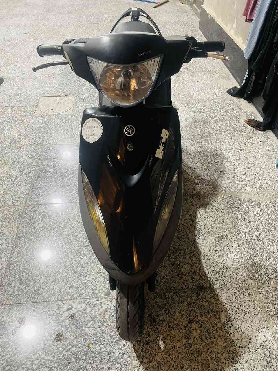 ماكس عدله صارلها يومين من مطلعها من وكيل بس بدلتلها دهن وترستها بنزين عفتها وصلها موجود داجه خت واحد ويا مكينه سلف هندر شاير كلو متر داجه كلها شغاله وكلها بلادي سعرها مليون و٥٠ قفل صار عندي ضرف وريد بيعها كفاله عامه خت واحد ويا مكينه محجه حجي لاتبخير لاتنقيص دهن حته مكينه ماطيحه بعدهي مكاني بصره ياسين خريبط /*********** بخدمت شراي
