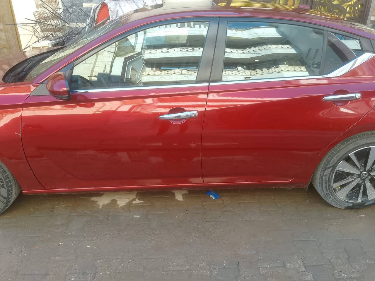 السلام وعليكم نيسان التيما خليجي موديل 2022 رقم بغداد الدولي تحويل ثاني يوم ماشية 35 بيها ضربه جاملغ يمنه ومصلحه بدون دواخل سياره كلش جديده.. السعر 170 وبيها مجال... مكاني بغداد الحريه... ***********
