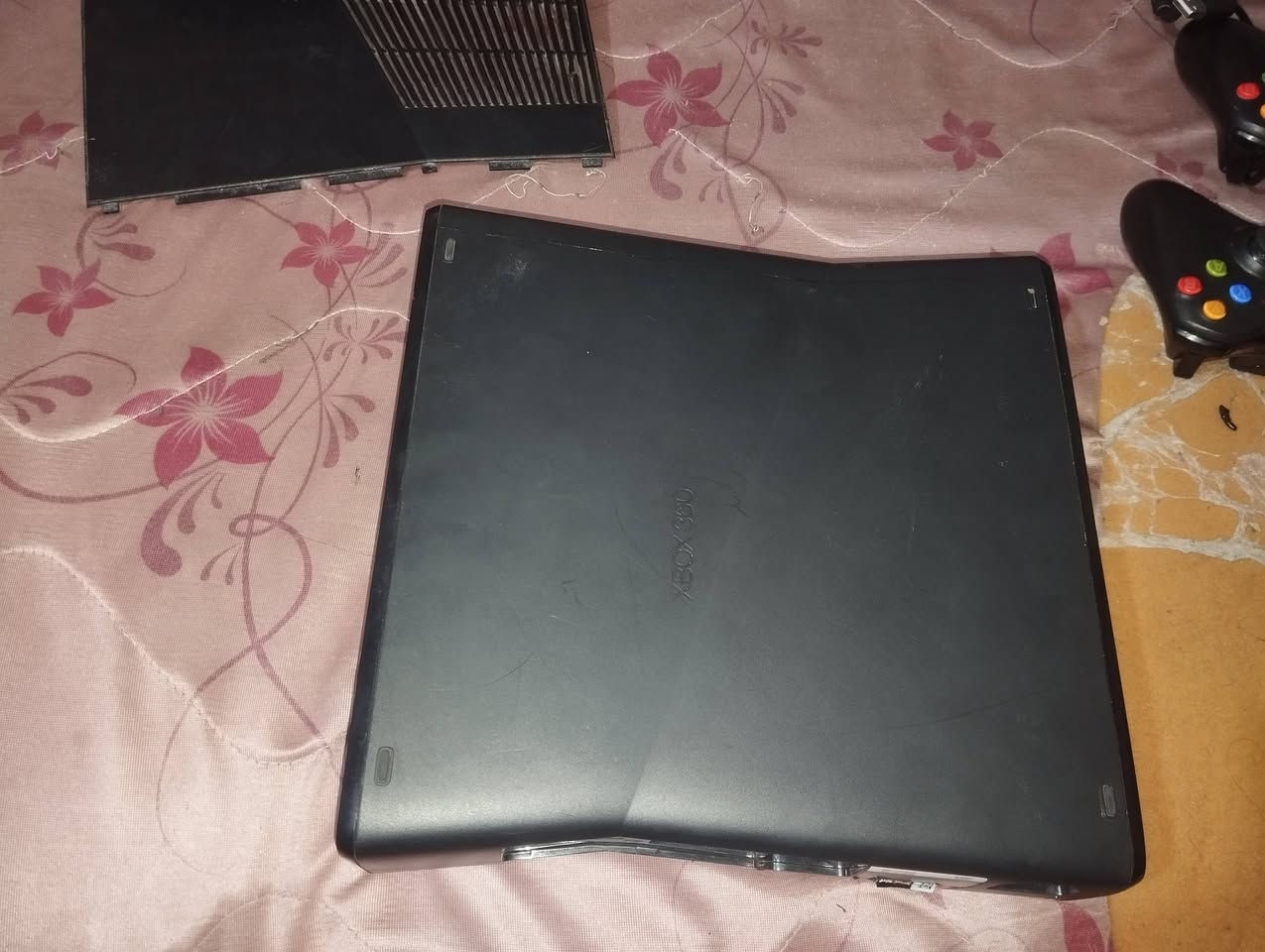 سلام عليكم شباب بلي اكس بوكس 360 سلم جهاز لوك ستيكر علامات شركة بيه وبيه ضرر امامكم جبتلة غراض مالتة بس ماعرف أسويه المهم بيه قرص فيفا 2015 بس العاب مابيه جهاز يدات 2 كامل ملحقاتة هارد داخلي شغال 100/100 مكاني بغداد الأمين الثانية الي شراي يراسلني خاص وسعر 100 بيه مجال


**إذا كنت صاحب هذا الإعلان وتريد حذفه لأي سبب، رجاءا أرسل رسالة إلى الدعم الفني**