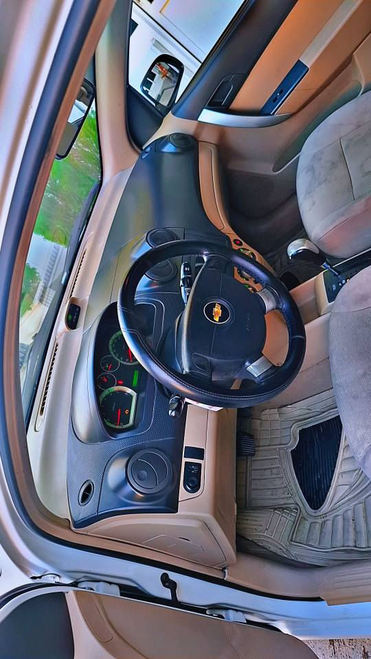 بە ناوی خوای گە ورە شۆفرلێت اڤیوو مۆدێل2011مە کینە فە ل گێر ئۆتۆماتیک ناوزە ردگێڕومە کینە بە شە رت سە نە وی تا2030تازە یە یە ک پارچە بۆیاغ بێ ناوگرتن وردە ساردی هە یە تە بردیدوساردوگە رم مە زبوتە 127000ڕۆشتوە 69گە ڵاوتۆزێک مە عامە لە ژم/*********** السليمانية, العراق
