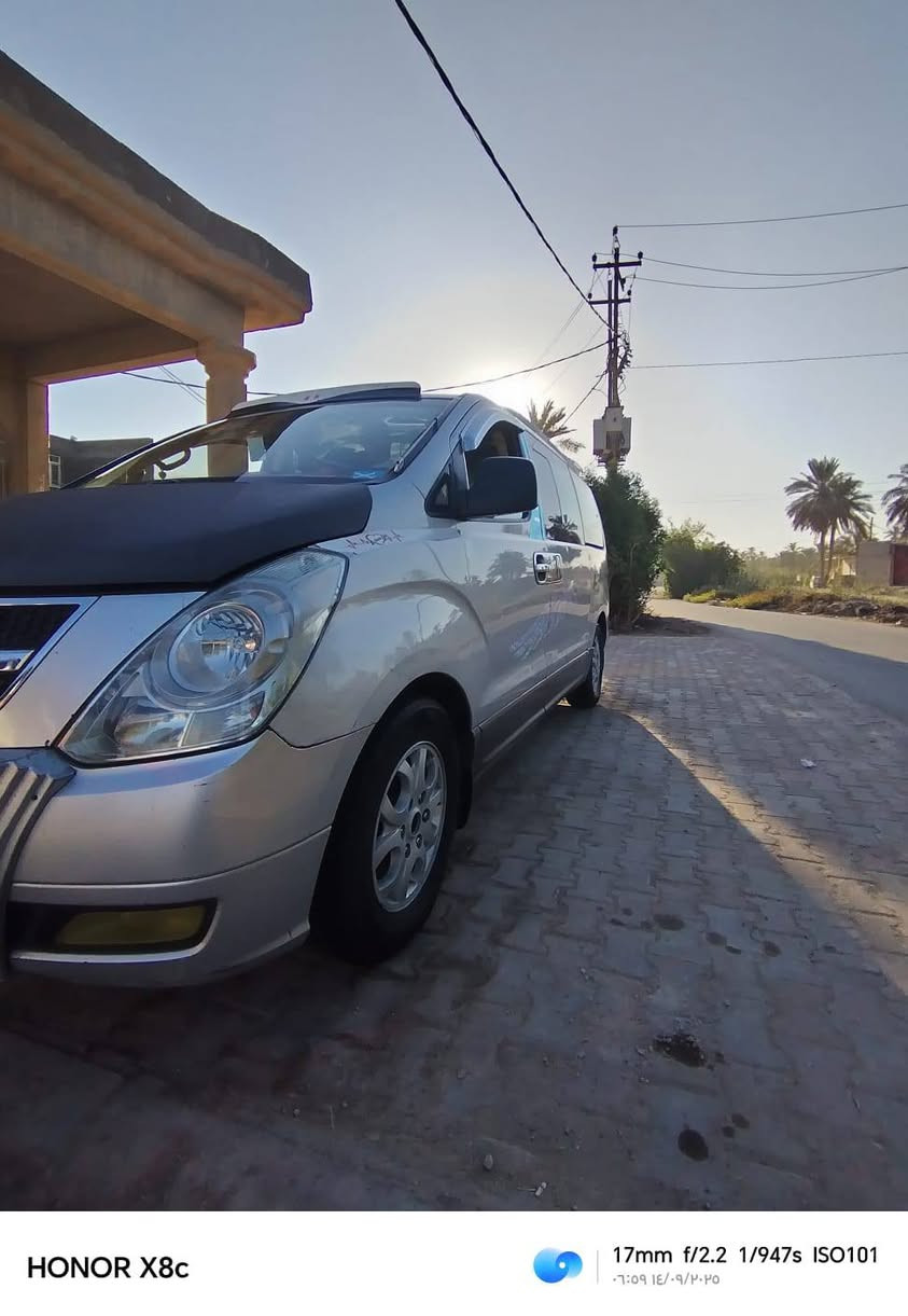 سلام عليكم
ستاركس للبيع 2009مفتوح ومحور مسكر مكينه 12 قبق اسود تحويره جديده جاهزه من كل شيء تخم تاير حداديه خلفي وامامي دوشمه عامه ارظيه وكشنات وتنته وخط وبحث  مصفره رقم بغداد ألماني السعر 145 وبيه مجال للتصال ***********
