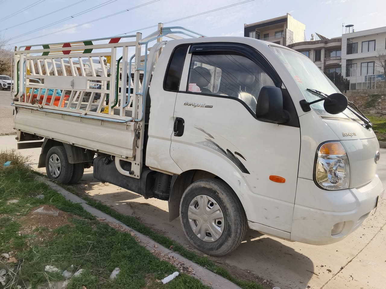 سلام عليكم كيا٢٠٠٧بڕاوەئۆتۆماتیک برێک بەستراوەڕۆن تازە گۆڕاوەتایەو باتری تازەیەبەشەرت مەکینە وگێڕ بەشەرت تاقم بانسم گۆڕیوەکامل پێشم داگرتوەکارەبایی هەموی ئیش دەکات هیچ ڕزیوی نیەناوبۆدی وچەمچەی دەرەجەیەکە ماڵی دۆستە جایزە بۆکاسبی سعری٥٩گەڵالەسلێمانیم***********/***********
