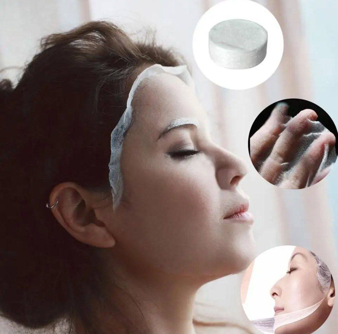 ويتدللون علينا الجميلات 🌸 

ماسك الكبسولة المضغوطة😍
هو عبارة عن كبسولة تتخلى بالماء تطلع قناع على شكل الوجه بالضبط   
بعدين أجيب الماسك و نخلي بالتونر الخاص …وهسة صار الماسك مشبع بالتونر ونخلي على الوجه لمدة ١٥ دقيقة  وبعدين نشيله ونخلي مرطب 
ينفع للبشرة الدهنية ؟  أكيد ينفع بس لازم التونر خاص للبشرة الدهنية 
شنو ممكن أستخدم بدل التونر ؟ مي الورد ينفع 
شنو الفائدة من ماسك التونر هذا ؟ 

أولا : الترطيب.  
 ثانيا : يخلي دهون البشرة تطلع برة مثل فكرة نخلط مي وزيت الزيت يصعد فوك 🌸
 ثالثا : يعالج مشاكل البشرة  مثل الحبوب والجفاف 🌸
رابعا : يعيد بناء الجلد بعد فترة من الإستخدام وهيج يخلص البشرة من آثار الحبوب والحفر 🌸
خامسا : يصغر مسام البشرة🌸
سادسا : لازم مواظبة لمدة شهر حتى نحصل على النتيجة🌸

زين الماسك المضغوط يستخدم بس ويه التونر ؟ أكيد لا... تكدرين تستخدمي ويه أي ماسك إنتي حابته مي رز ، جل الصبار أو سيرومات مثل فيتامين سي و هايرونك أسد تخلي كماسك.🌸
الكيس يحتوي على 50 ماسك مضغوط🌸
سعر الكيس 10 الاف 
🚘 يوجد خدمة توصيل لجميع محافظات العراق ٤ الاف 🚘 البصرة, العراق


**إذا كنت صاحب هذا الإعلان وتريد حذفه لأي سبب، رجاءا أرسل رسالة إلى الدعم الفني**