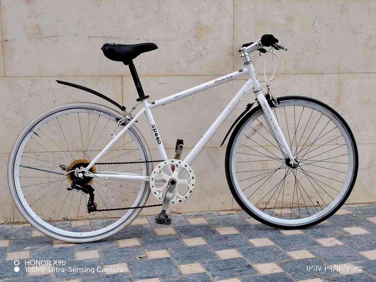 سلام عليكم
للبيع c700 من ماركه speeb المعروفه 
البايك كسر حاويه 
نضافه 100/100
وياله  المنيوم طبقتين 
البايك جاهز من كلشي 
كير سستم Tourney. 7نمر 
مكاني بغداد الاعظمية 
سعره 115وبي مجال 
***********
للحاب يتفضل خاص ويدلل
