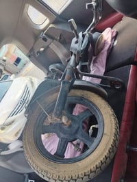 دراجة كهربائية • عليها قسط