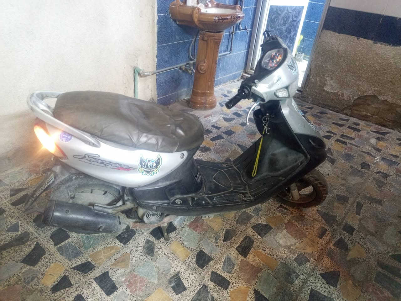 سلام عليكم دراجه قجمه
دراجه خير من الله لاتصال ‏‪0770 600 3767‬‏
