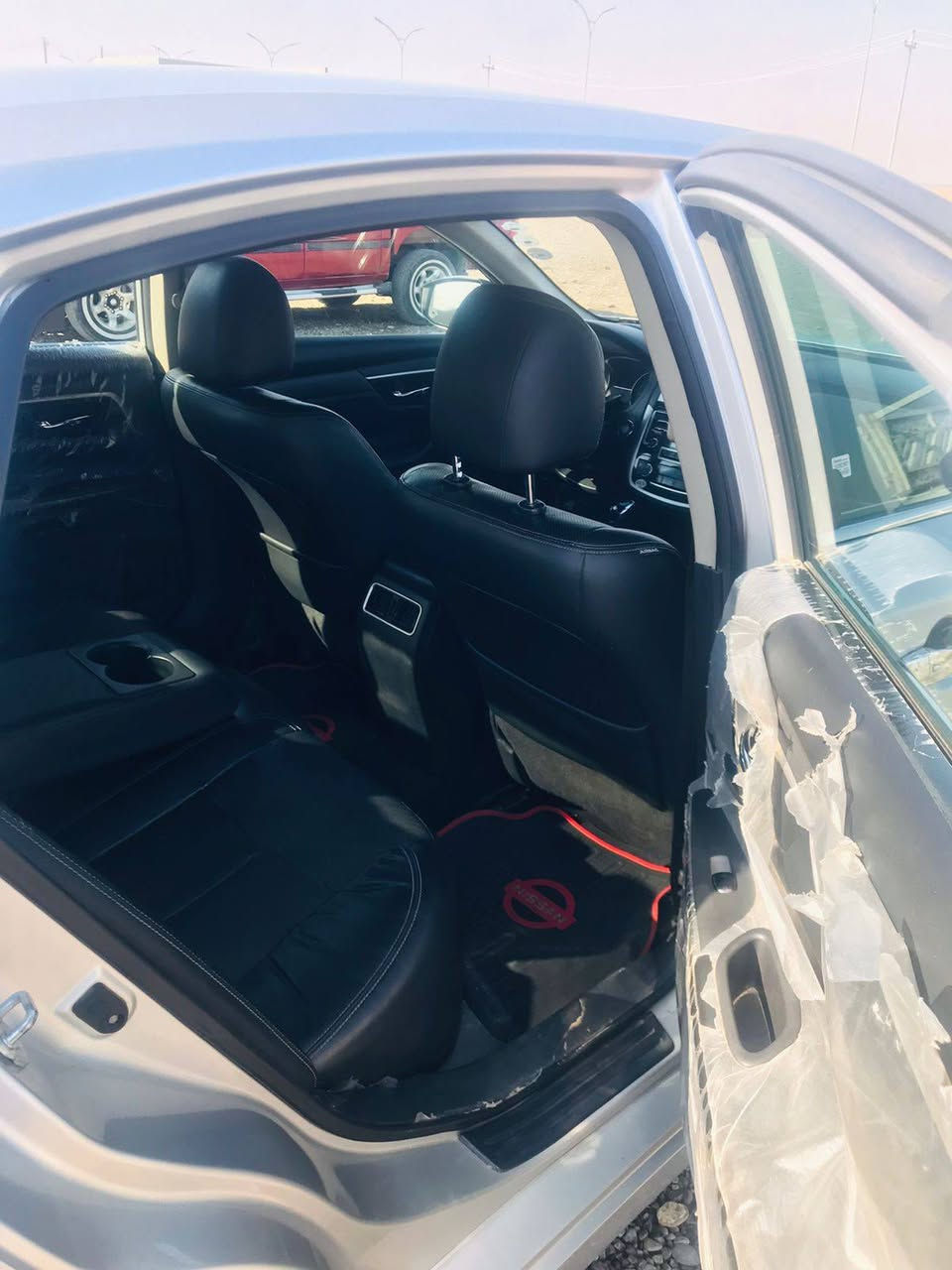 سلام عليكم سيارة للبيع نيسان التيما2018 SL فول مواصفات
سلايت 
تبريد خلفي 
رادار جانبي 
تبريد لمس
تشغيل عن بعد 
بصمة ابواب
كشن كهربائي 
كامره خلفيه
تحكم استيرن 
ويل كب
مانع انزلاق
شاشه بلاديه 
محرك وگير بشرط كفاله فقط سنويه ساقطه شهر 12 
وسونار مرفق مع صور بدون دواخل 
مكان سياره ديالى المقدادية رقم ***********
سعر 128
