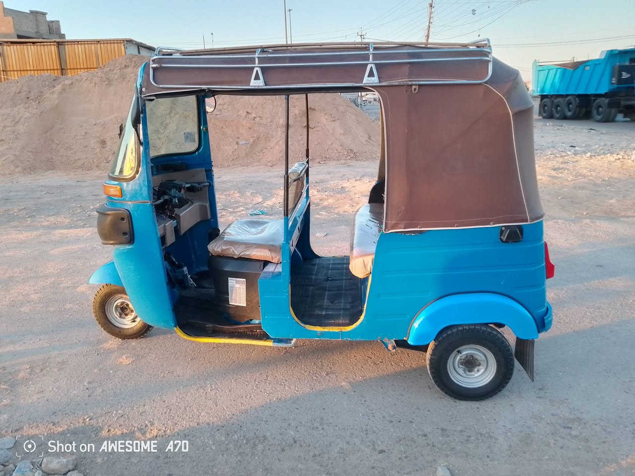 *********** السلام عليكم تيك توك مقفول كفاله عامه السعر ثمانيه وبيها مجال بسيط للشراين
