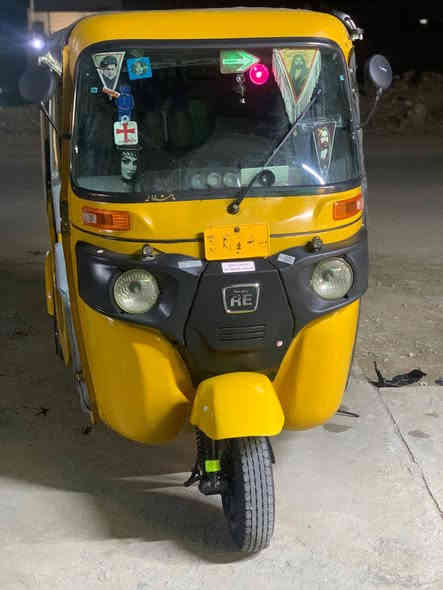 السلام عليكم تكتك البيع موديل 18تكتك خير من الله كبلالشغل تكتك أحله من الصور خير من الله مكينه جديده لا تنقيص ولا تبخير  مكان جسر ديالى القديم رقمي اتصل وتدلال ***********
