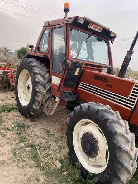 السلام عليكم فيات 980البيع منفيز محرك مامفتوح مع دسك وفدان المكان ناصريه قلعه سكر الستفسار  ‭0782 486 2219‬
