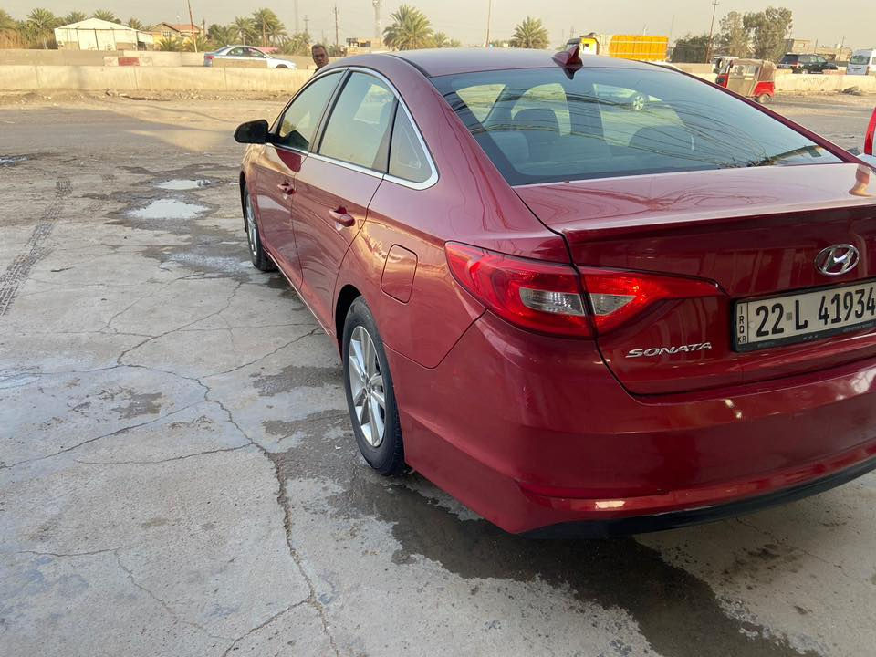 سلام عليكم
ورمضان كريم 

ومن رخصت مديرالكروب 

سوناته ٢٠١٧ واردامريكي حادثهه بنيدفقط وصورحادث منشور مع الصور سياره بلاديه وكامله وجاهزه كيرحداديه مكينه على وضع الشركه 

سياره رقم اربيل جديد وسنويه جديد

وراعي سياره جيرانه في الدوره بسمه مباشر 

موقع سياره قرب علوه الرشيد 

سعر السياره ١١٨ ورقه 

رقم الهاتف ‭***********
