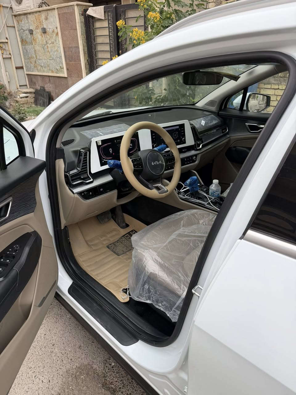 سبورج موديل٢٠٢٢خليجيه وكاله الدوليه ابلاك الامع الاطارات

مكفوله كفاله عامه من الصبغ كلش جديده ماشيه 37 
بيها اصبعين بارد فقط موضح بالصور
باسمي رقم بغداد الجديد سنويه وهزه جديد
موصفات فول عده الجنطه ولبنوراما
كراسي كهرباء عدد٢ مخرج شاحن من الكراسي تبريد شاشه بيانو ردار جانبي 
بصمه تشغيل و تشغيل عن بعد كشنات تدفئه سايد ابريك بصمه او هولد توقيف ذاتي و رادارات شفتات استرين قياده ذاتيه وبعد بيه المواصفات المعروفه حساسات وكامره  مكاني بغداد حي القاهره
 السعر 213
 رقم وهزه وسنويه جديده
***********
