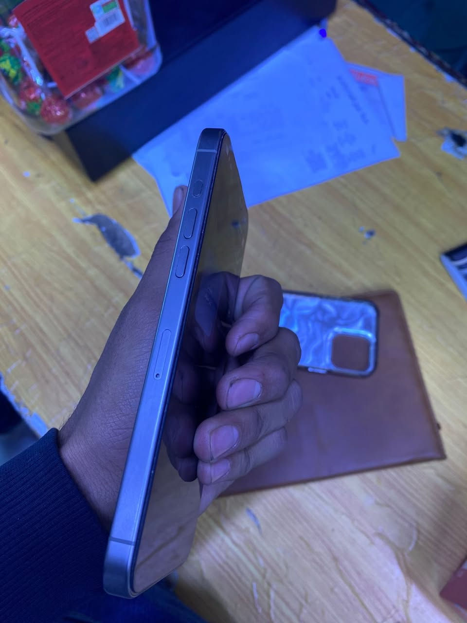 ايفون١٥بروماكس
٢٥٦
بطاريه86 تلفون مكفول ومابي شي شرق اوسط كارتونه موجوده سعره 1075 مكاني بغداد حي الجامعه 
***********
