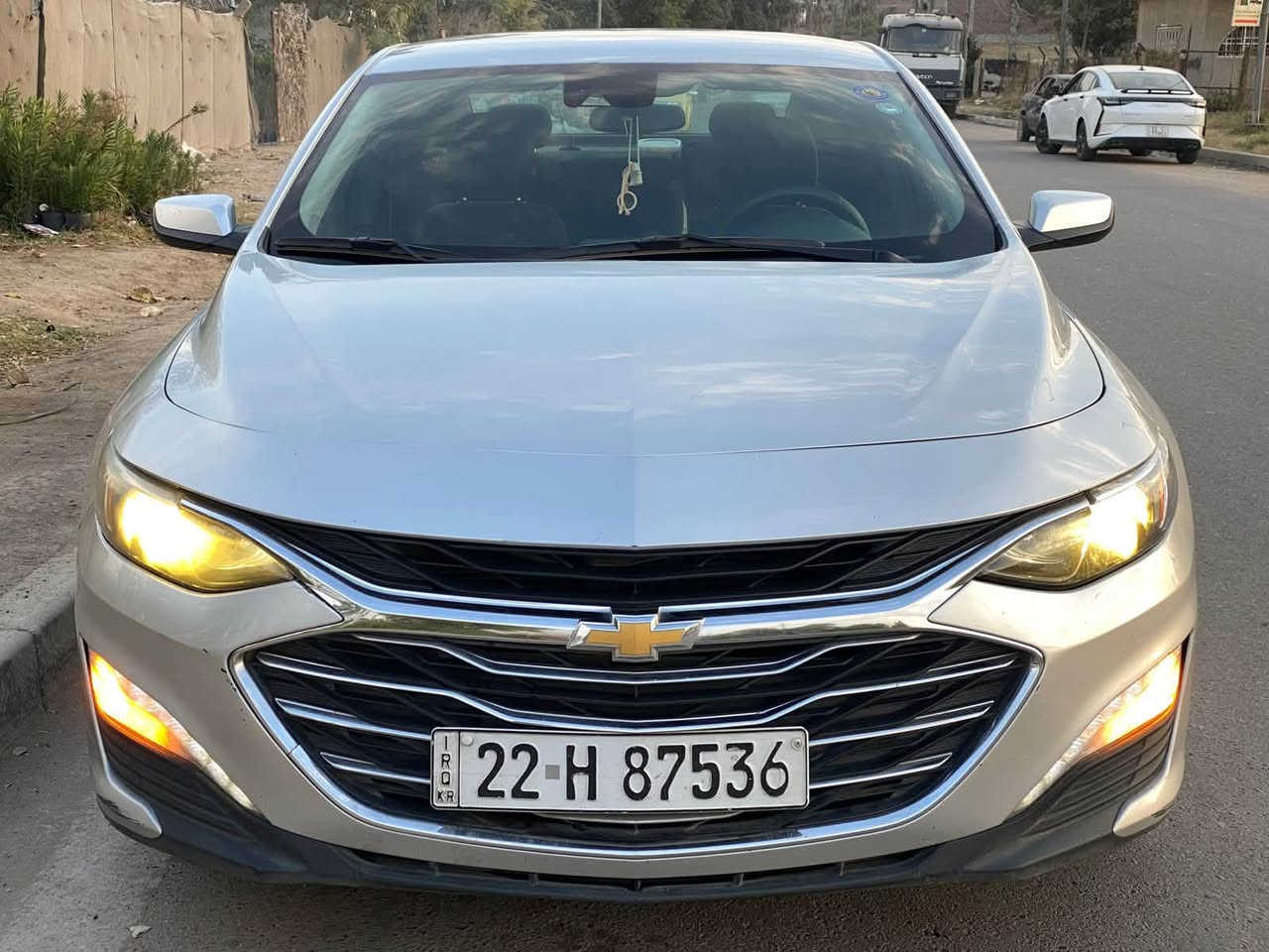 السلام عليكم 
للبيع ماليبو 2021 رقم اربيل بأسمي تريد  تحويل او وكاله / محرك 1500 تيربو / حادثه كلش بسيط طخه بقبق الجنطه بدون ايرباگ .
صور حادث موجوده بالمنشور 
هزه جديده / مواصفات lt نص مواصفات 
السياره جاهزه بدون اي نقص ونضيفه كلش 
السعر كلش مناسب بالنسبه لموديلها وهيج نضافه 
#السعر 105  ورقه وبيها مجال شي بسيط بس ع كد الجيه 
مكان السياره بغداد / شارع فلسطين 
الاستفسار الاتصال او خاص 
‏‭***********‬ بي واتساب
