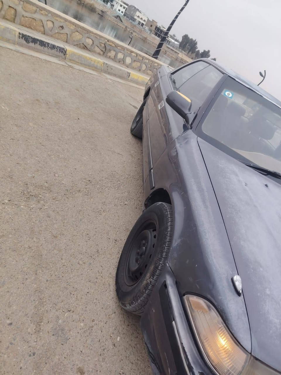 ياالله السلام عليكم 
مارك رقم انبار شرط التحويل
سياره بعده على البلاد فقط جراد ممبدله بيه اي قطعه
لا ضربه ولا صبغ كلشي موضح بالصور 
محرك ونجي 4 سلندر
كير محرك خير من الله 
سياره كهربائيات كله شغاله 
تجي وتفحص وشوف بعينك 
مكان السياره الانبار هيت 
السعر 45
رقم الهاتف ***********
