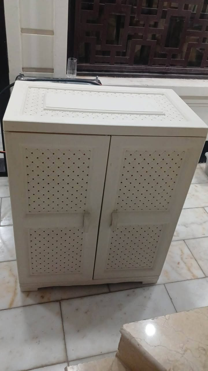 سلام عليكم للبيع بيها كسر بسيط اخذتها 55 نهايتها 25
عندي حجله اطفال نهايتها 10
مكاني حريه الدور


**إذا كنت صاحب هذا الإعلان وتريد حذفه لأي سبب، رجاءا أرسل رسالة إلى الدعم الفني**