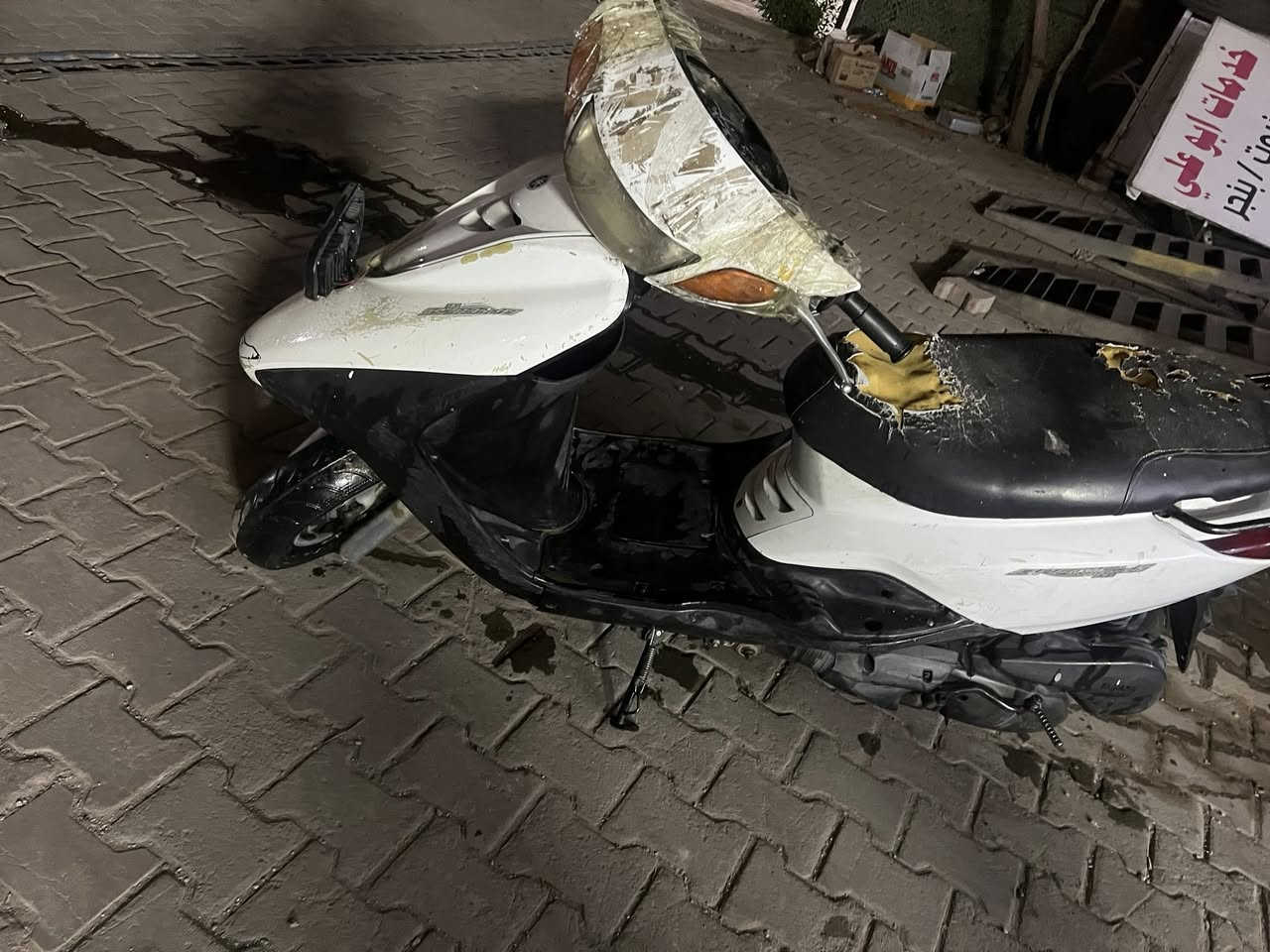 دراجه اكزز للبيع شغاله هندر واحد
المكينه مجفته والكهربائيات نص ونص كابريتر ابلادي 
مكاني بالكاظميه السعر ٣٥٠ الف وبيها مجال


**إذا كنت صاحب هذا الإعلان وتريد حذفه لأي سبب، رجاءا أرسل رسالة إلى الدعم الفني**