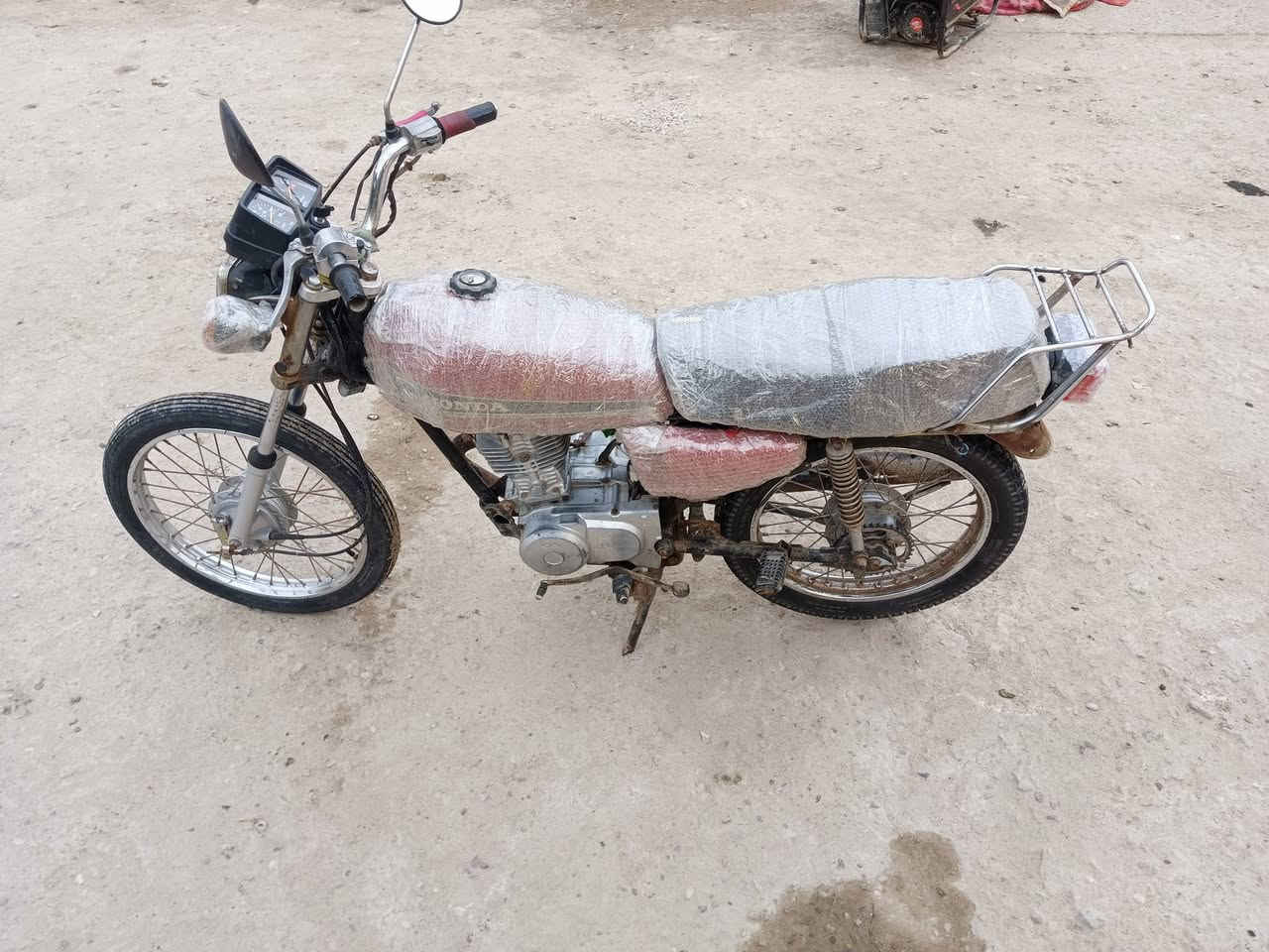 سلام عليكم نامه باب ول محركه مامفتوح بدون وراق ميسان كميت سعر 400 وبيه مجال قليل شراي يجي خاص


**إذا كنت صاحب هذا الإعلان وتريد حذفه لأي سبب، رجاءا أرسل رسالة إلى الدعم الفني**