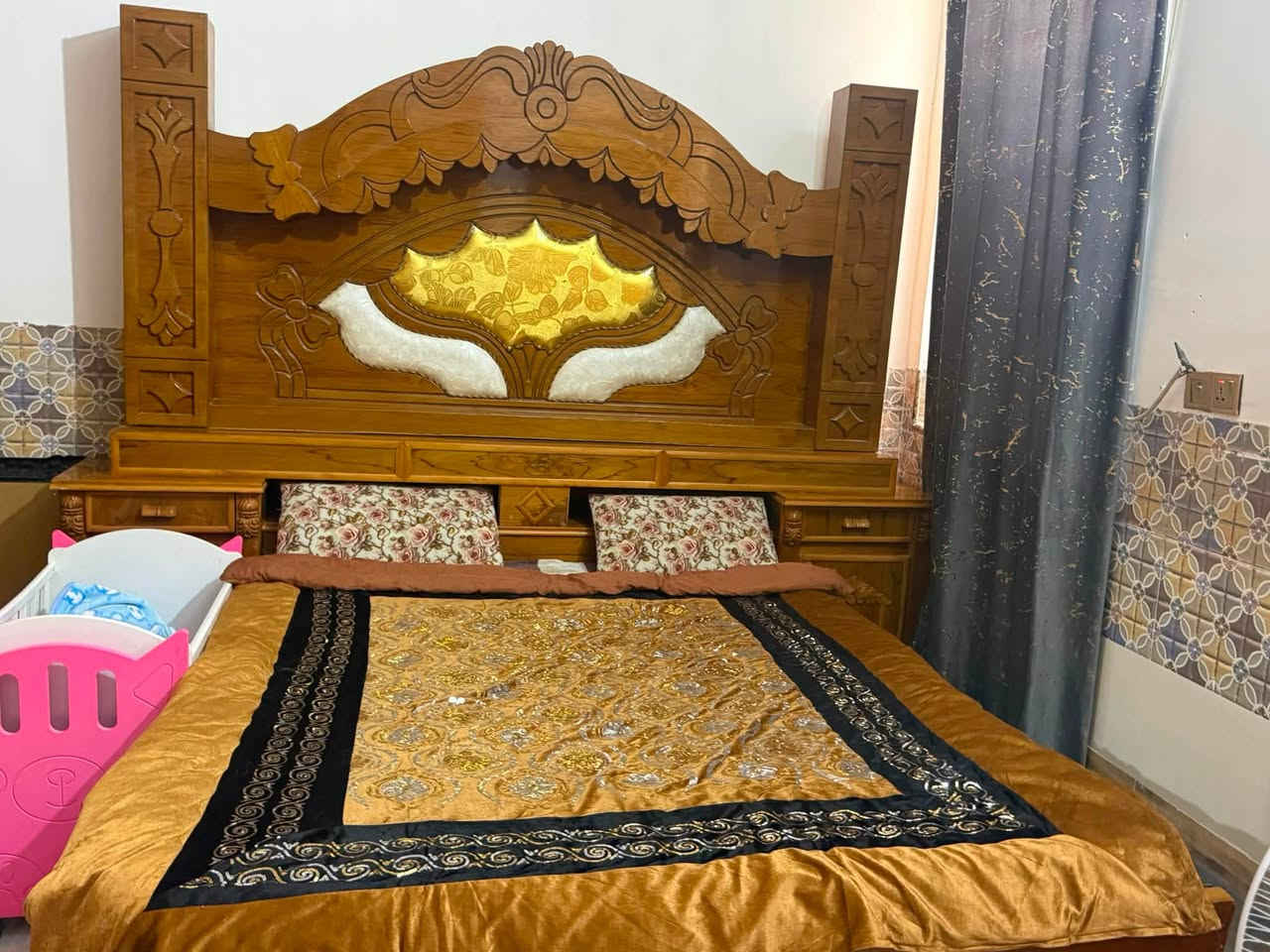 غرفة صاج نجارة للبيع
عنوان /بابل حله بكرلي…!
للاستفسار واتساب فقط
***********

