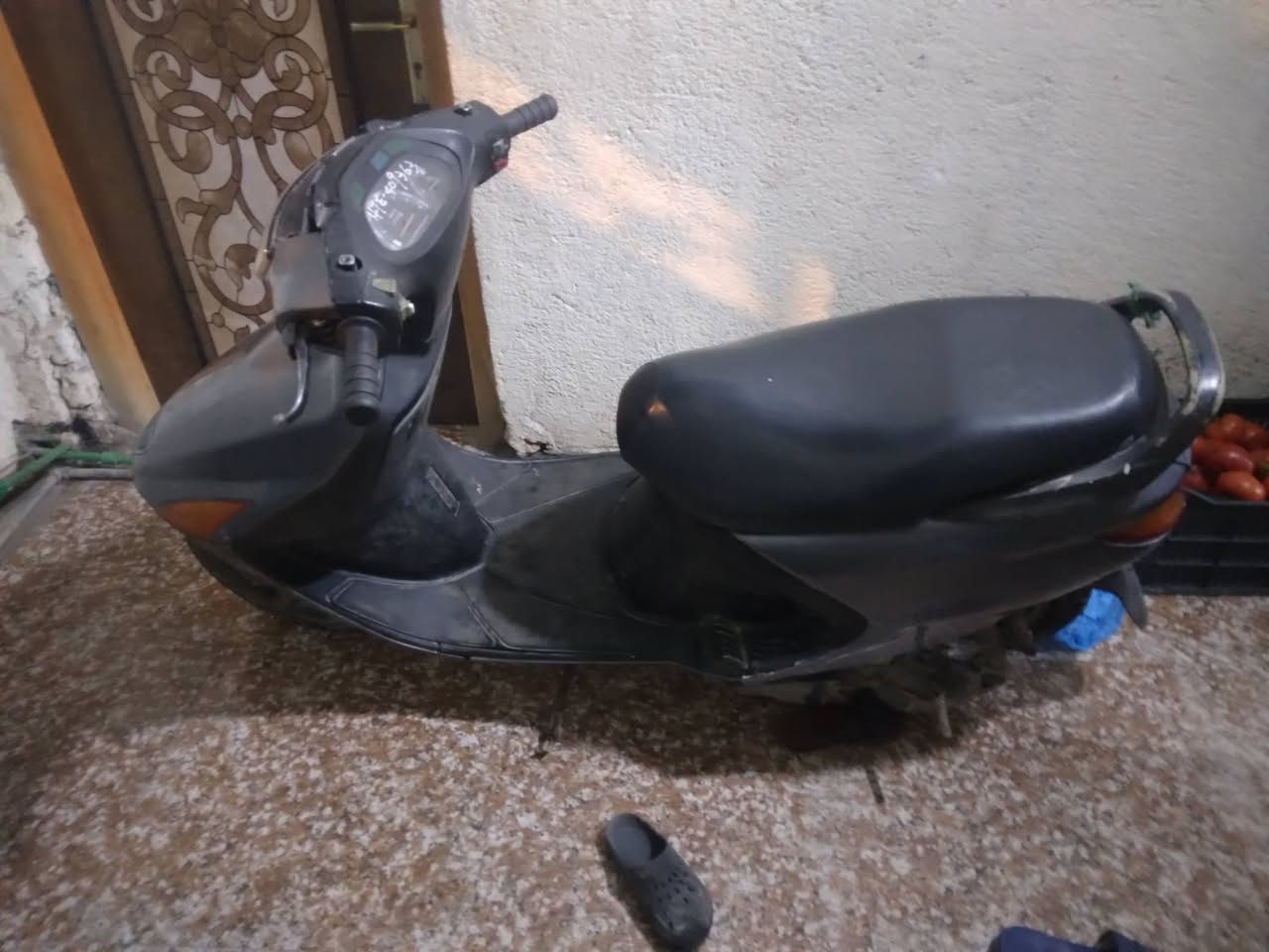 دراجة فراشه فحل 
المكينة مجفته شغاله 
الكهربائيات شغاله 
البدن نضيف 
الموقع بصره 
مدارينه الدراجه 
للإستفسار الاتصال ع الرقم 
***********
رجاءا بس الشراي يخابر السعر من تتصل ابلغك واداريك
